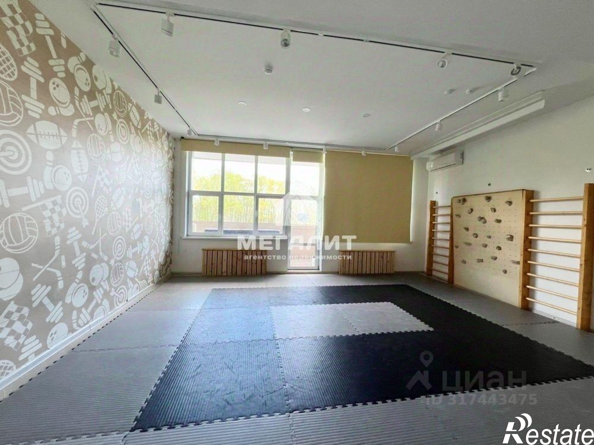 Купить помещение свободного назначения за 84 945 700 рублей на Поперечно-Гривская улица