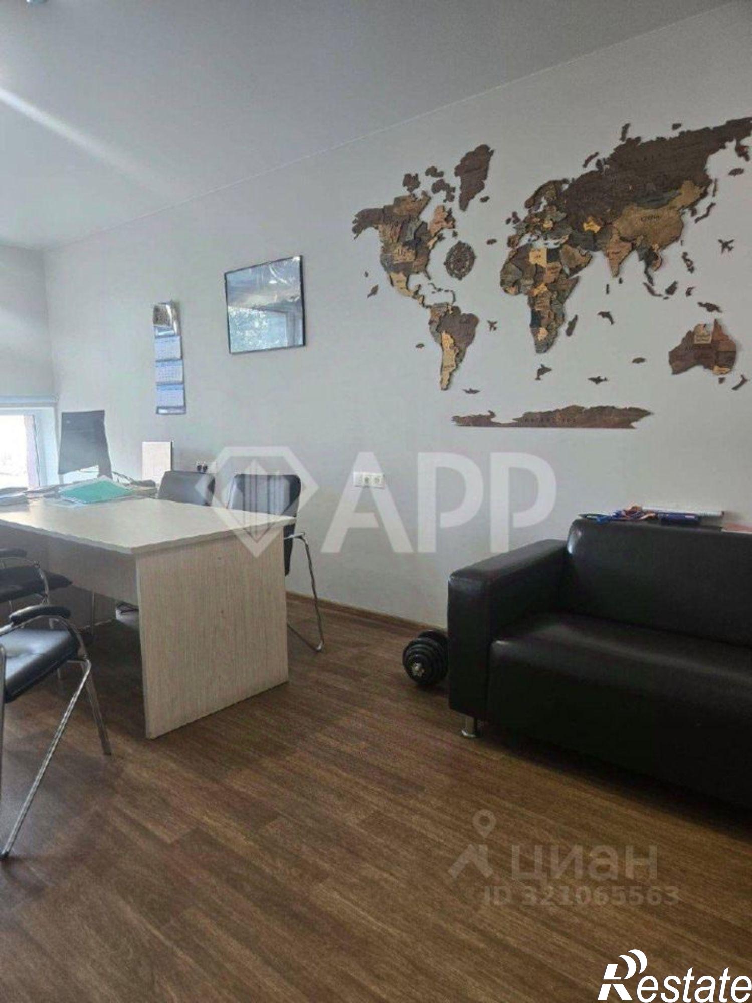 Купить офис, помещение под офис за 80 000 200 рублей на улица Чехова, 6Г