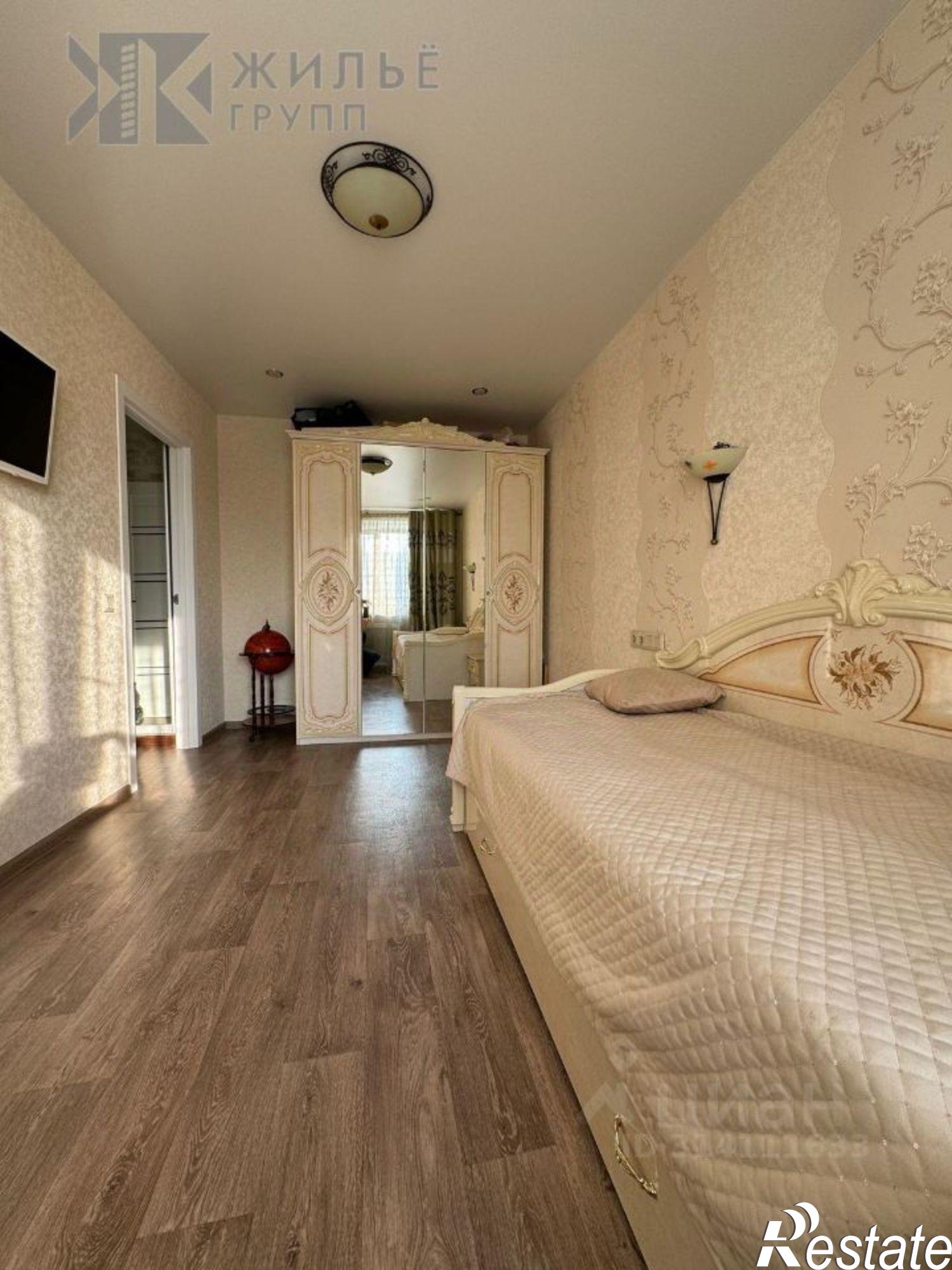 Купить квартиру за 10 300 000 рублей на ул Декабристов, 83