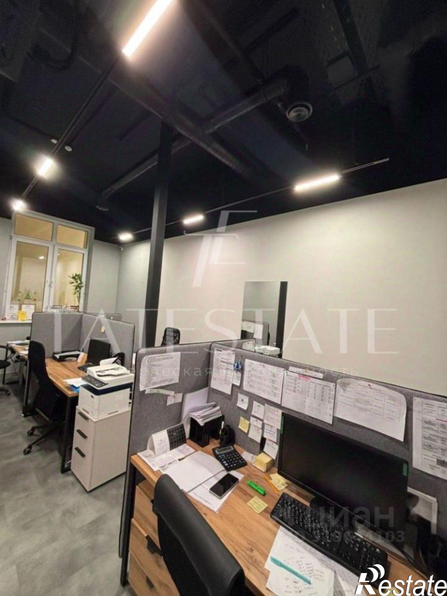 Купить офис, помещение под офис за 39 900 200 рублей на ул Академика Завойского, 21А