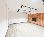 офис 33.4 кв м, этаж -1/3 ул. Островского, дом 34/4