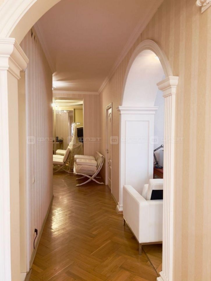 3-комн квартира ул. Адоратского, дом 17