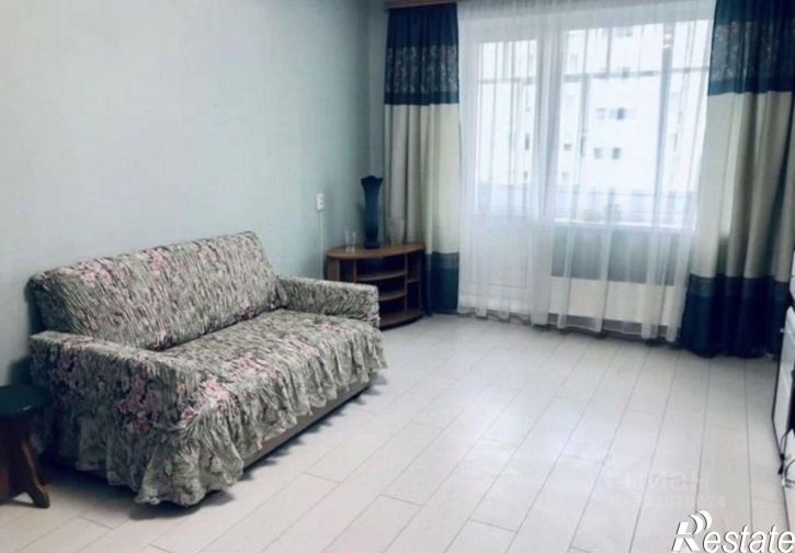 2-комн квартира улица Липатова, 15А,  д. 15А