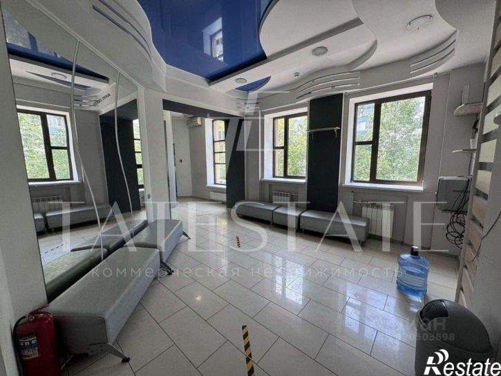 Офис улица Юлиуса Фучика, 145А,  д. 145А