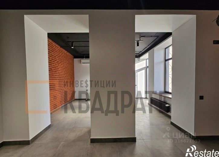 Торговое помещение пр-кт Ибрагимова, 32а,  д. 32а