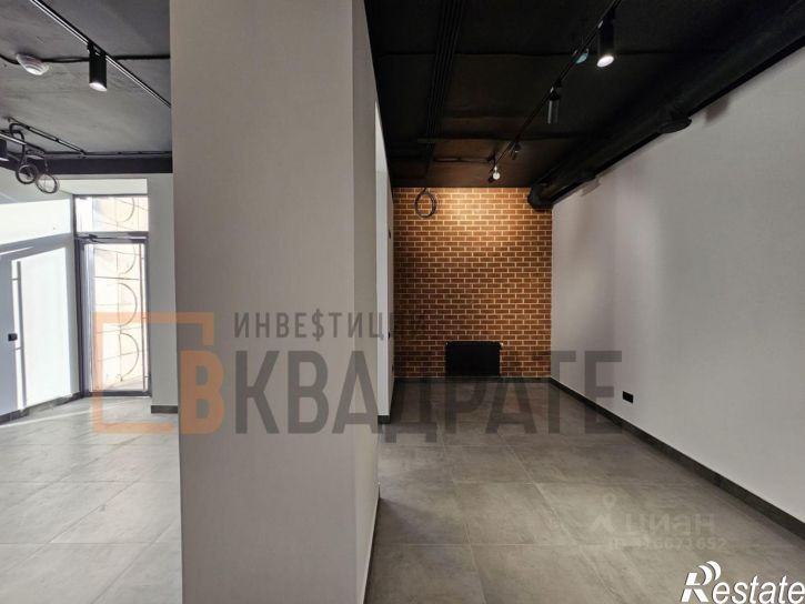 Торговое помещение пр-кт Ибрагимова, 32а,  д. 32а