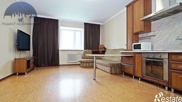 3-комн квартира ул Адоратского, 1,  д. 1