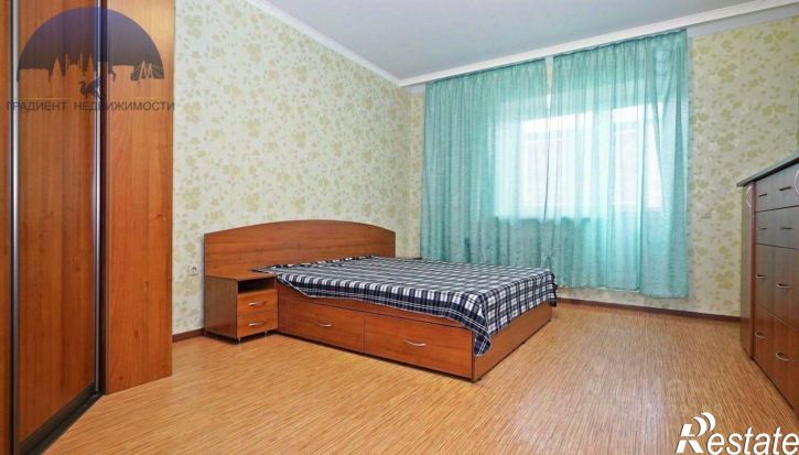 3-комн квартира ул Адоратского, 1,  д. 1