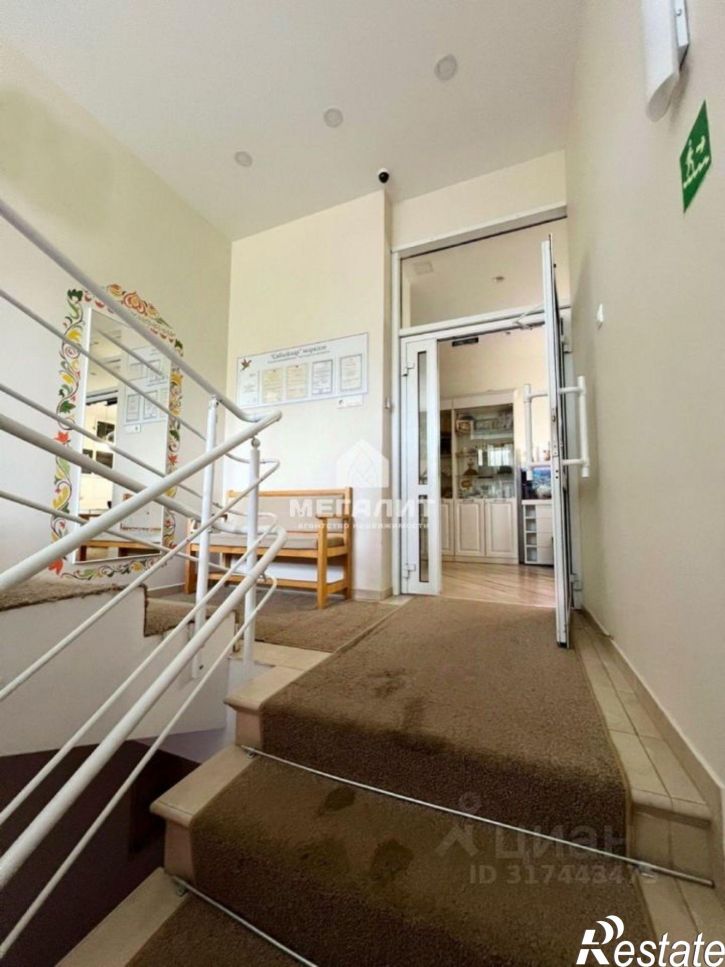 Помещение свободного назначения Поперечно-Гривская улица