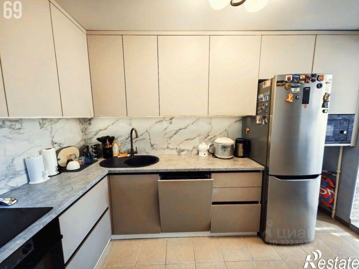 2-комн квартира ул 2-я Азинская, 1,  д. 1