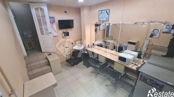 Помещение свободного назначения ул Адоратского, 42,  д. 42