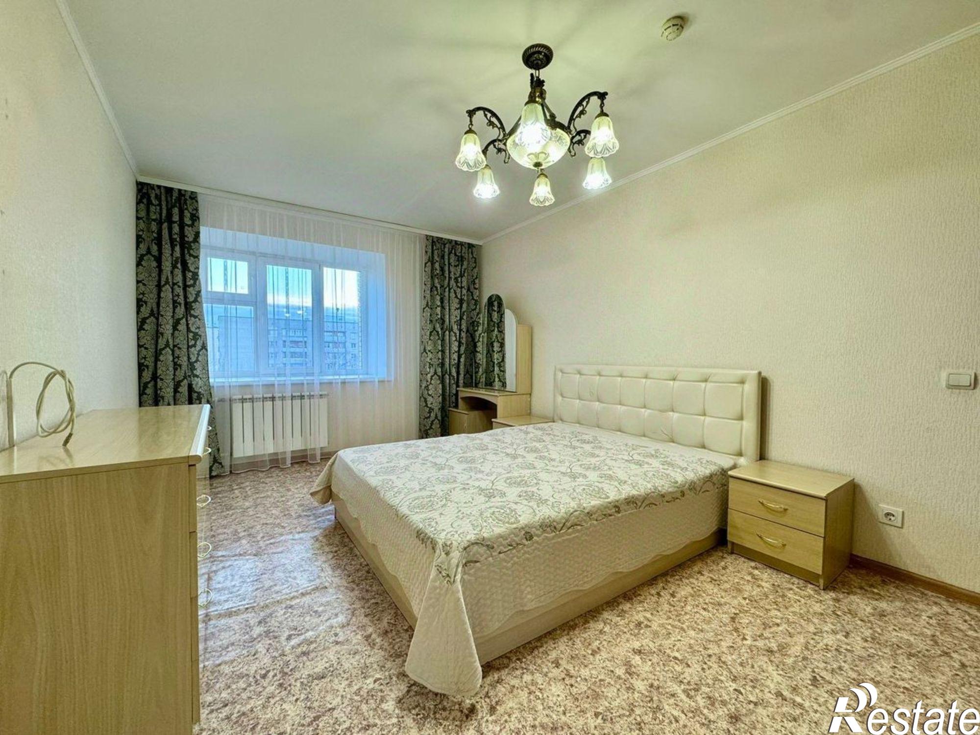 Сдать квартиру за 35 000 рублей на улица Максимова, 1Б