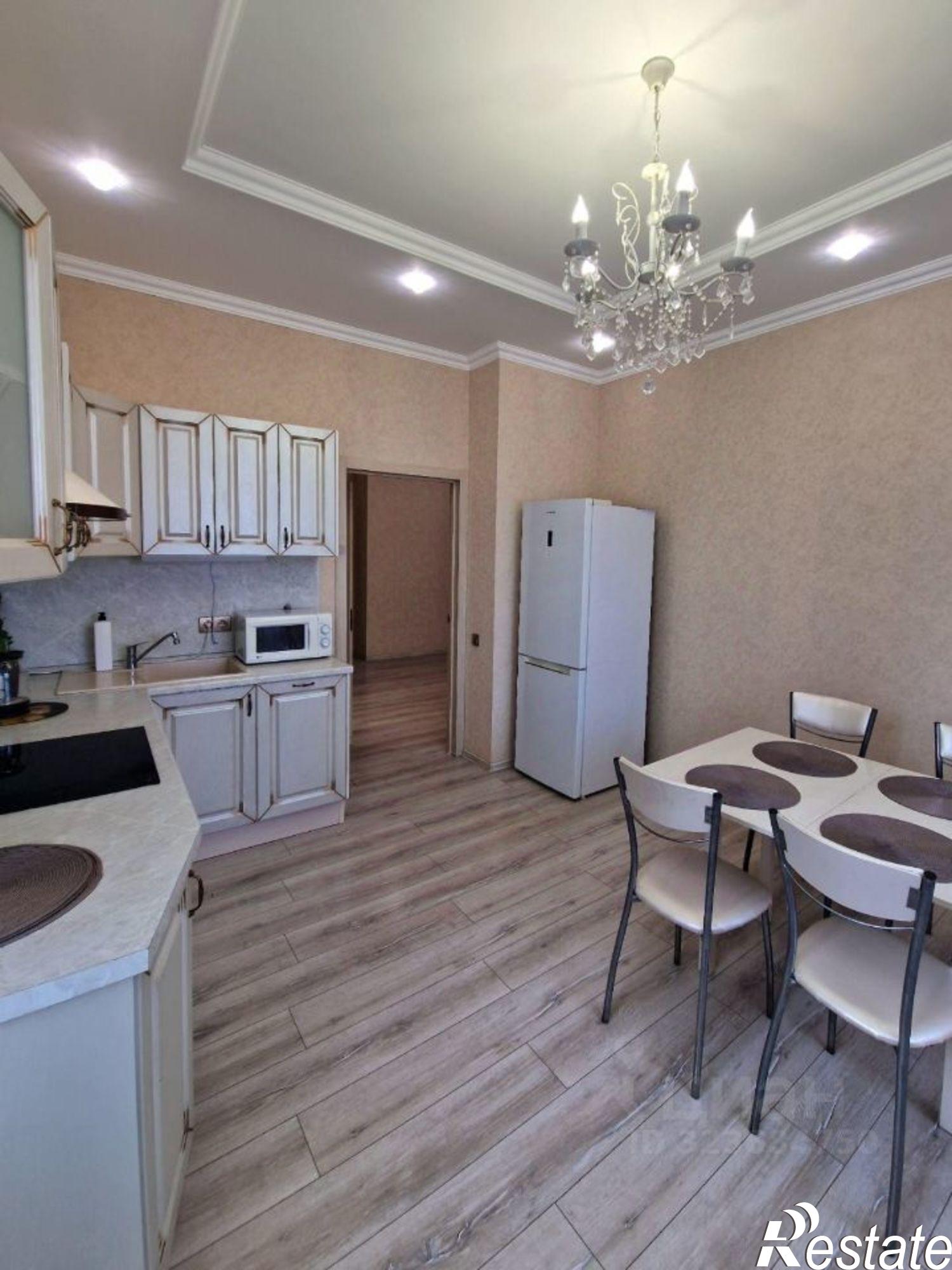 Купить квартиру за 18 990 000 рублей на улица Павлюхина, 110В