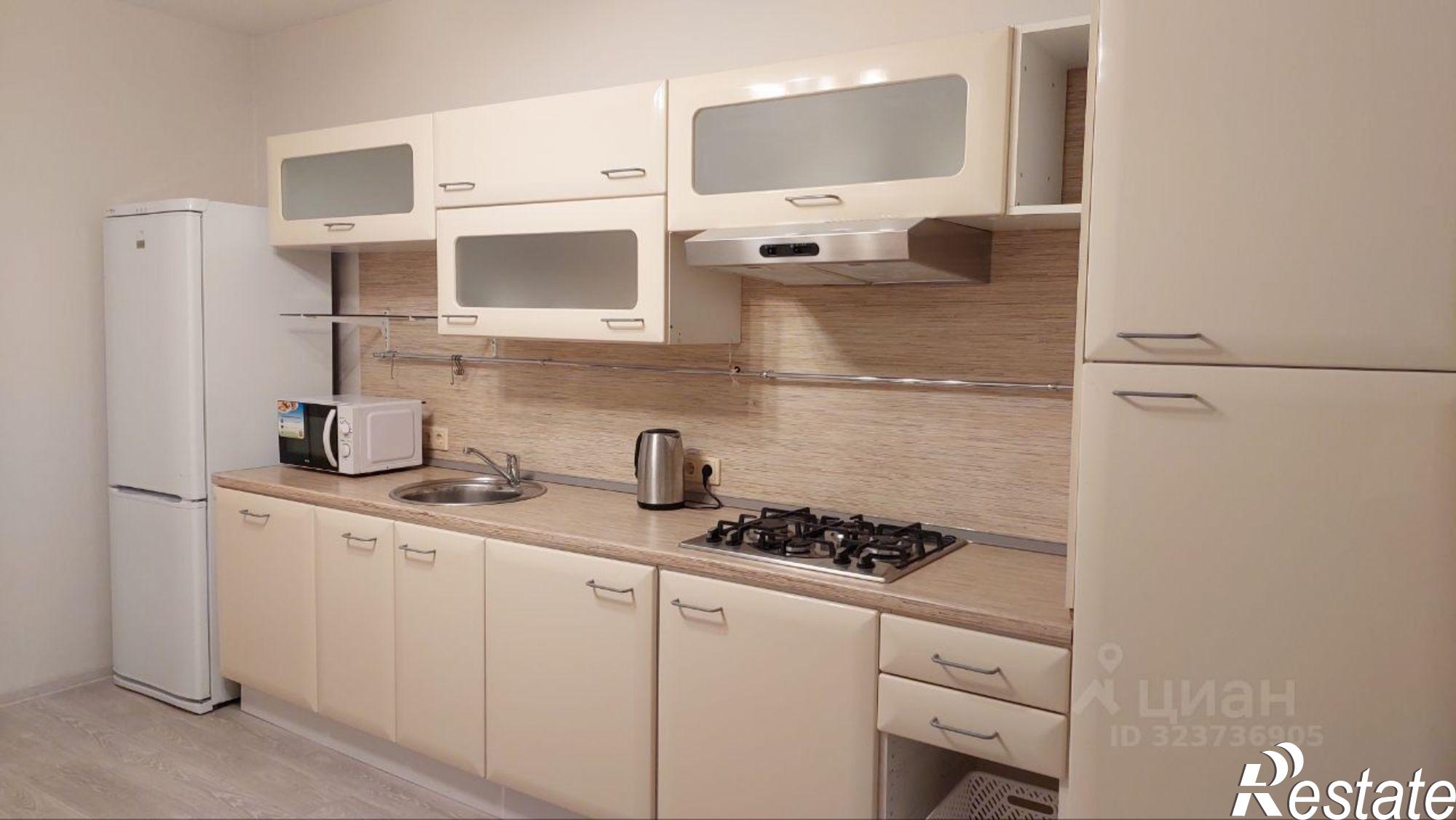 Сдать квартиру за 40 000 рублей на ул Чистопольская, 70