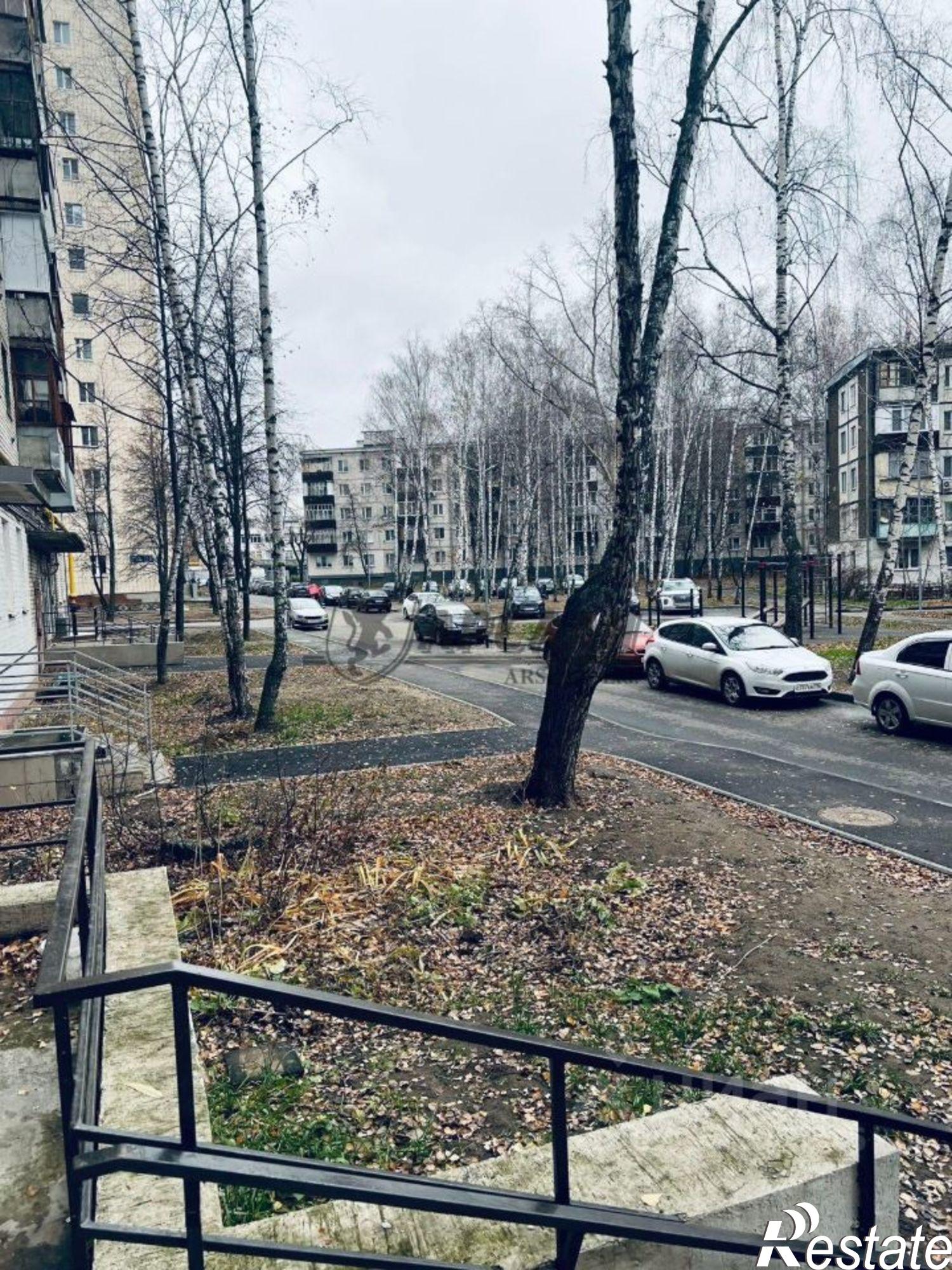 Сдать квартиру за 27 000 рублей на улица Серова, 17