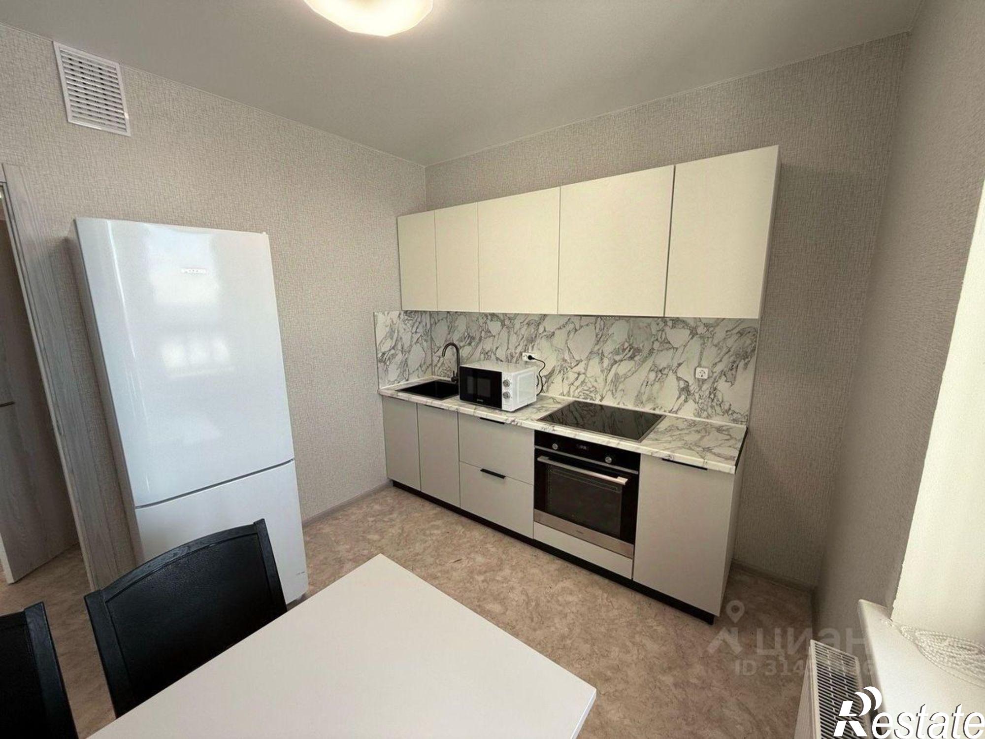 Сдать квартиру за 40 000 рублей на улица Братьев Батталовых, 27