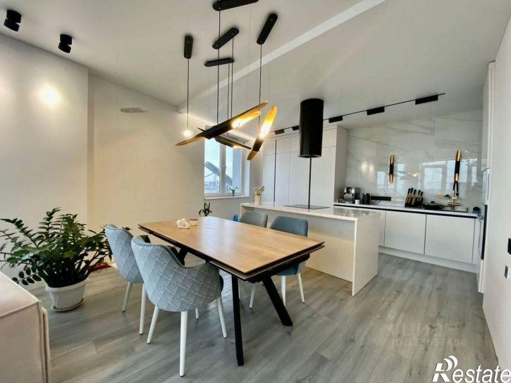 3-комн квартира Оренбургский тракт, 8Д,  д. 8Д