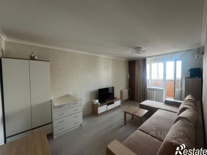 2-комн квартира проспект Победы, 100,  д. 100