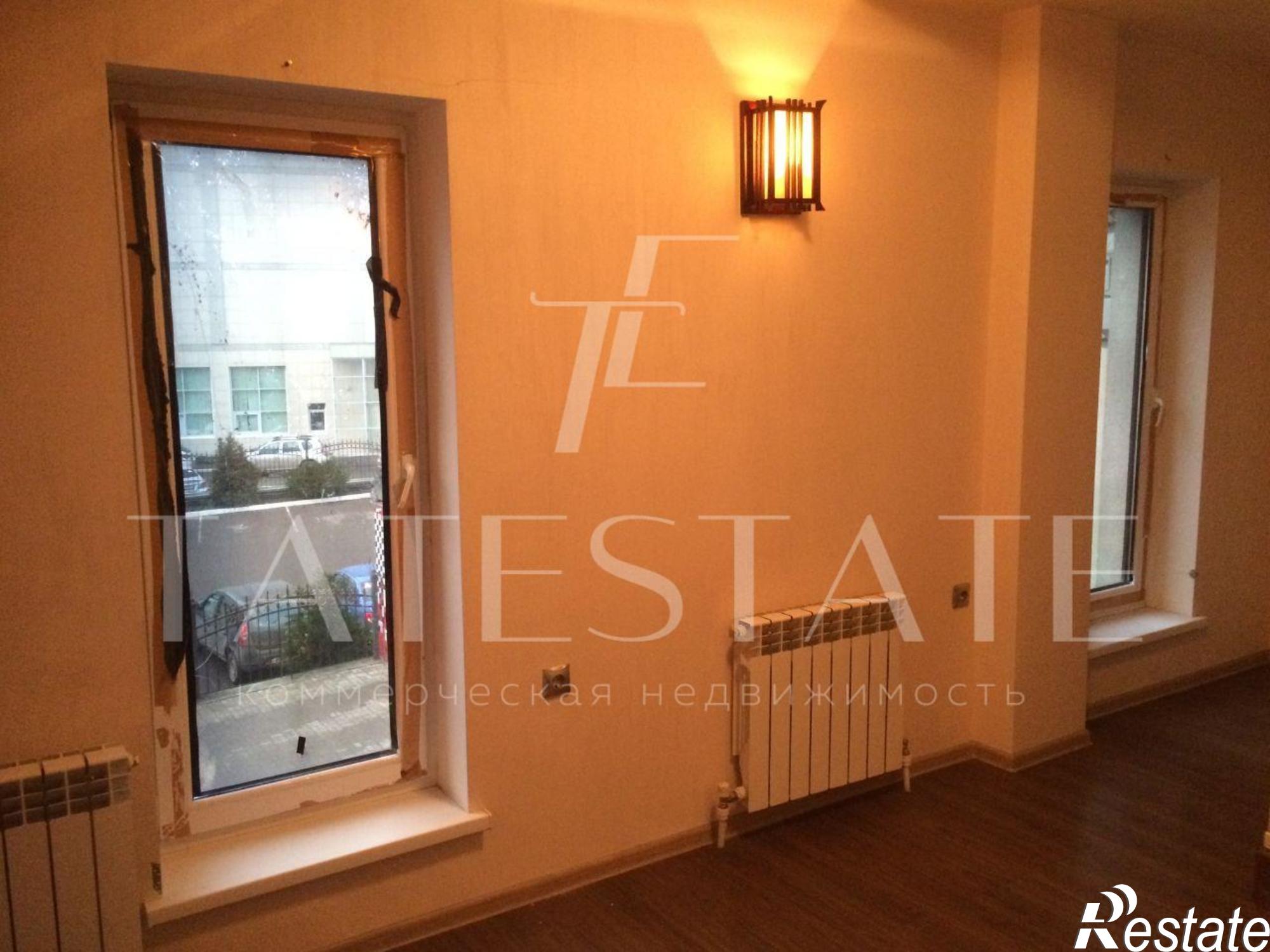 Сдать офис, помещение под офис за 414 000 рублей на улица Галиаскара Камала, 4а