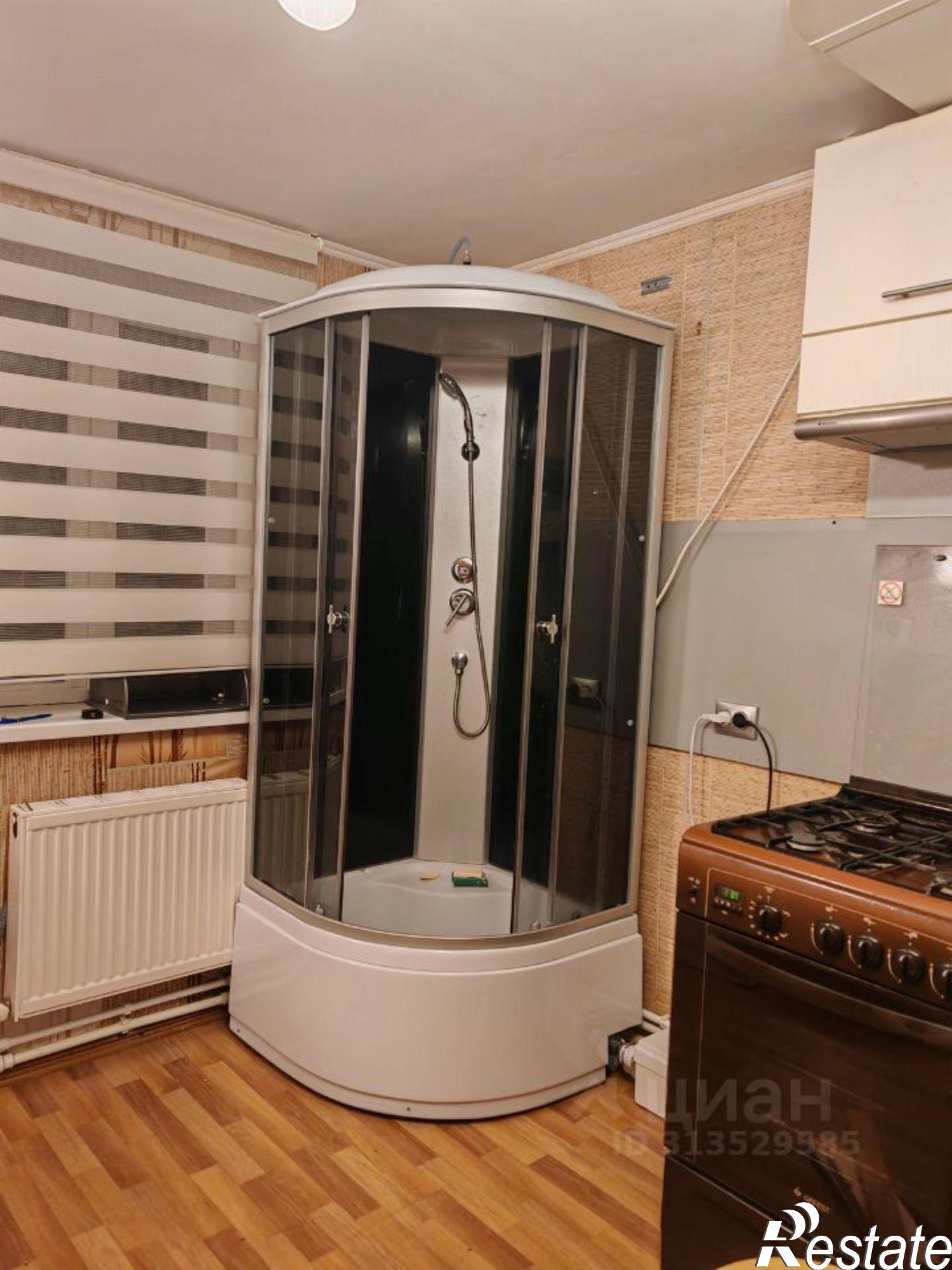 Сдать дачу, дом, коттедж за 45 000 рублей на 3-я Армавирская улица, 8