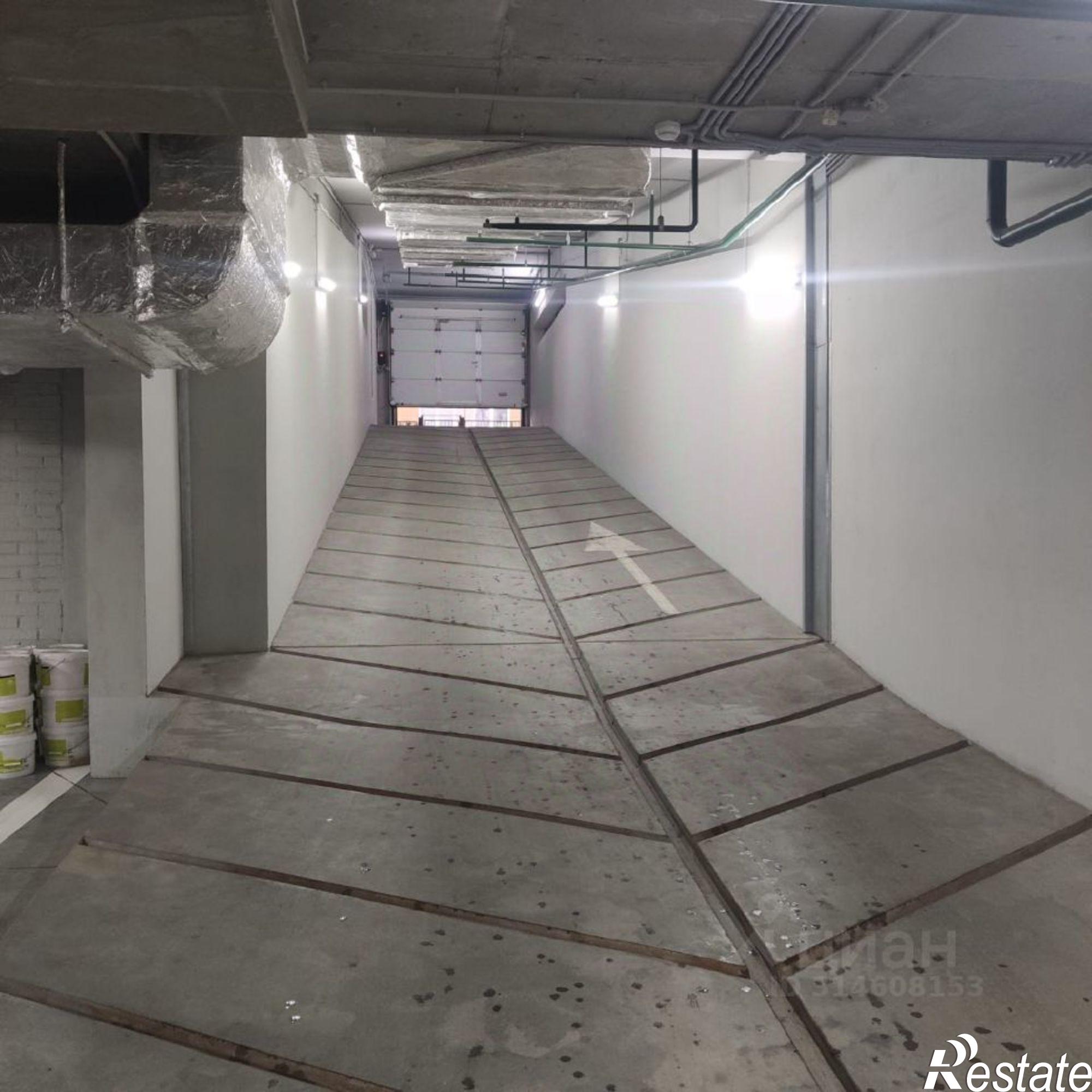 Сдать гараж, место в паркинге за 8 500 рублей на улица Шаляпина, 26