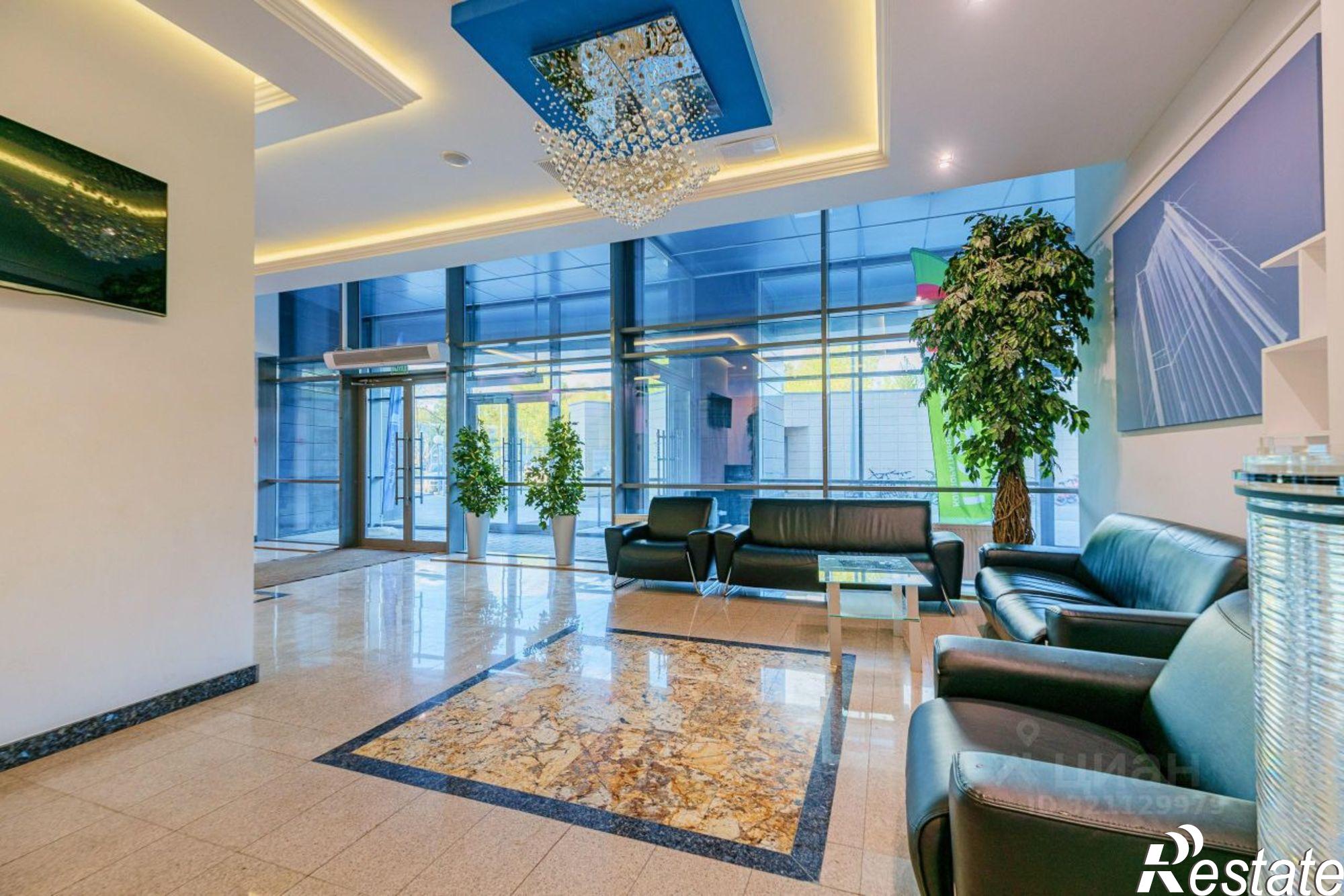 Купить квартиру за 25 500 000 рублей на пр-кт Альберта Камалеева, 1