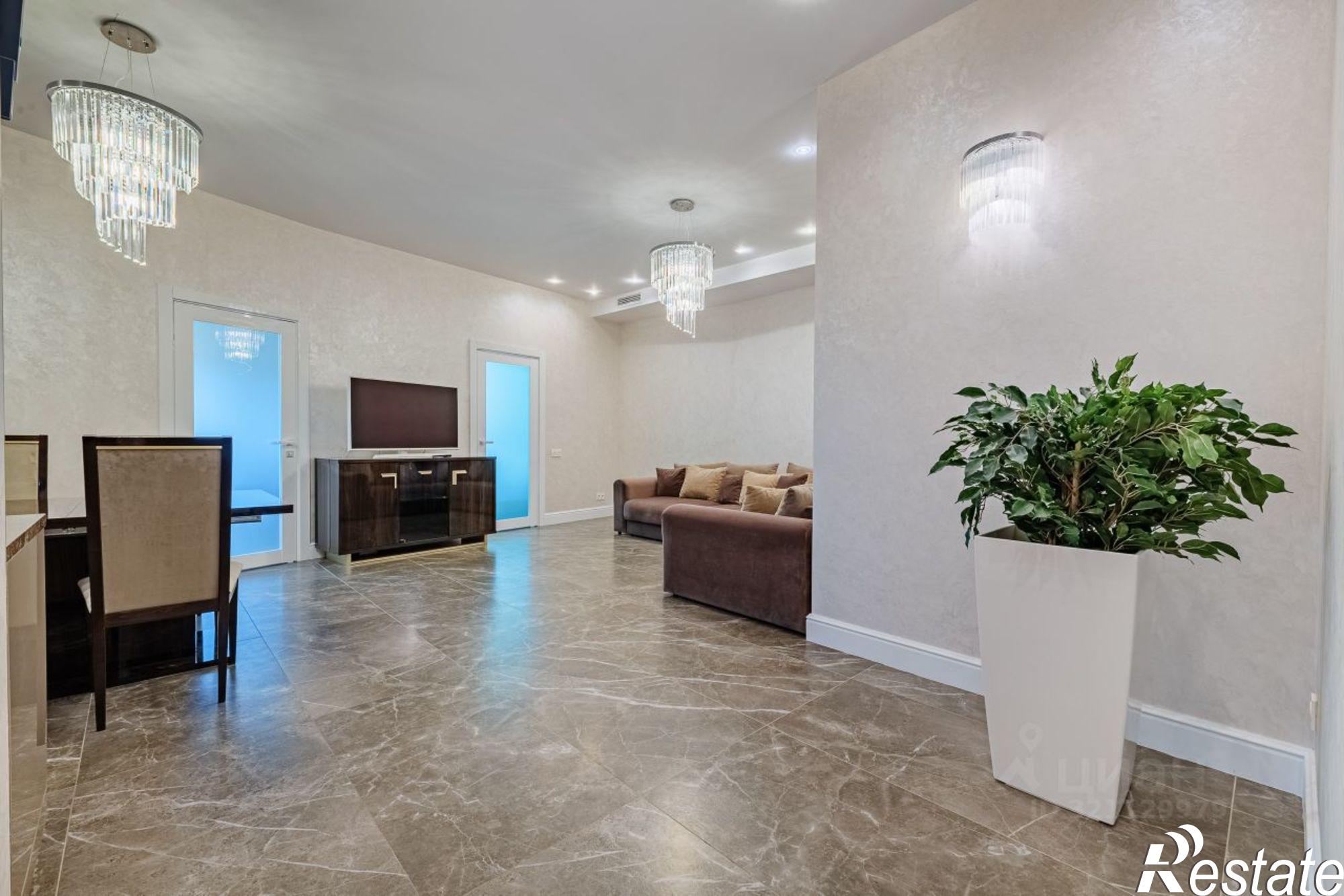 Купить квартиру за 25 500 000 рублей на пр-кт Альберта Камалеева, 1