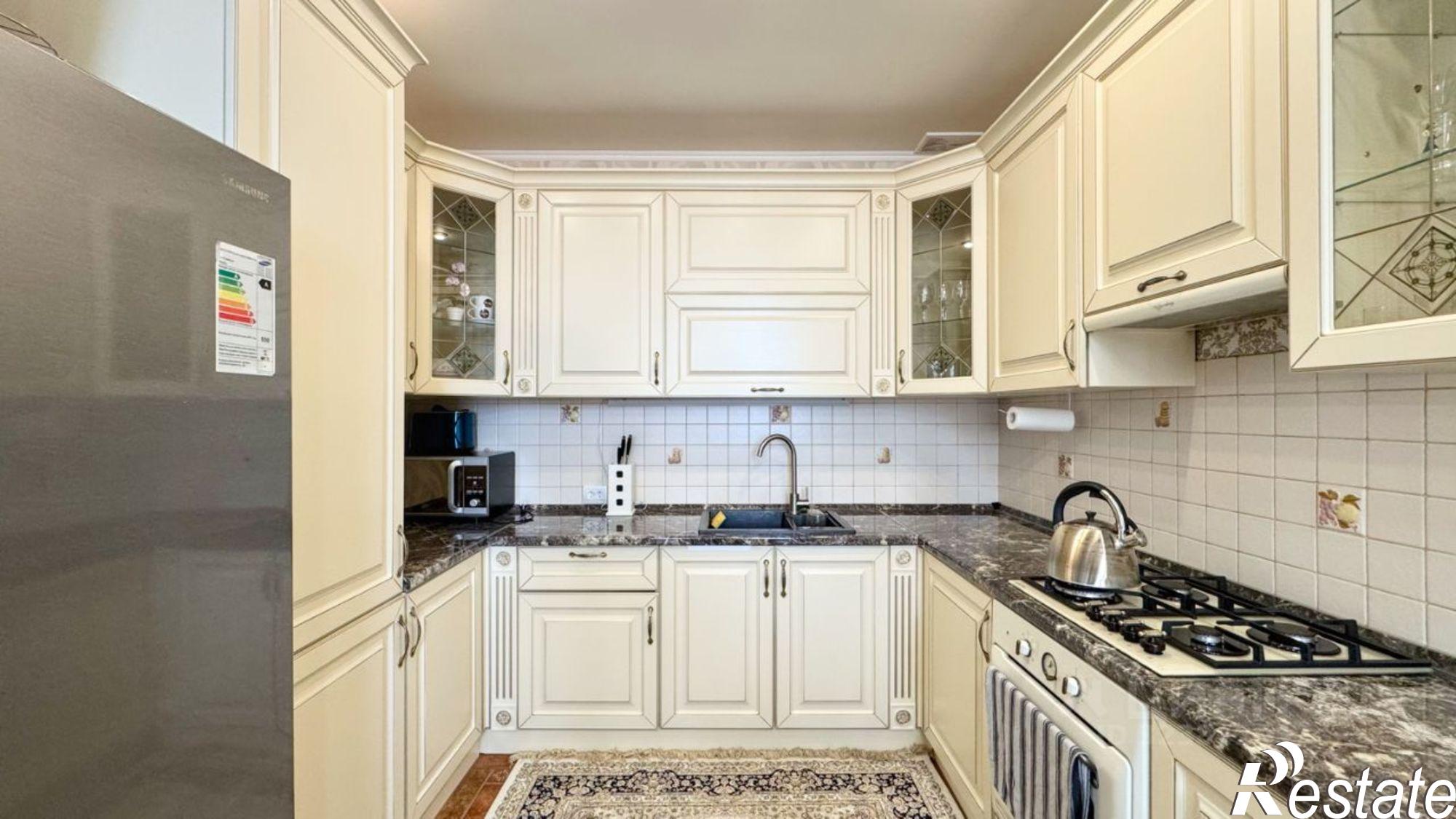 Сдать квартиру за 65 000 рублей на улица Марселя Салимжанова, 23