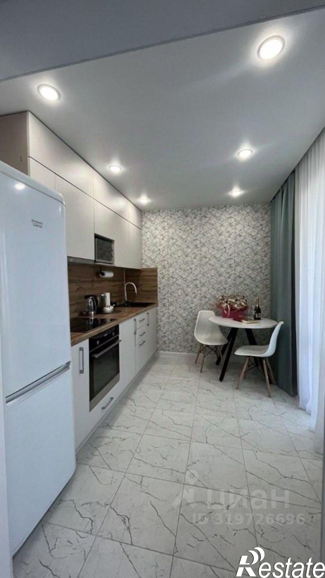 Сдать квартиру за 35 000 рублей на улица Александра Курынова, 4 к4