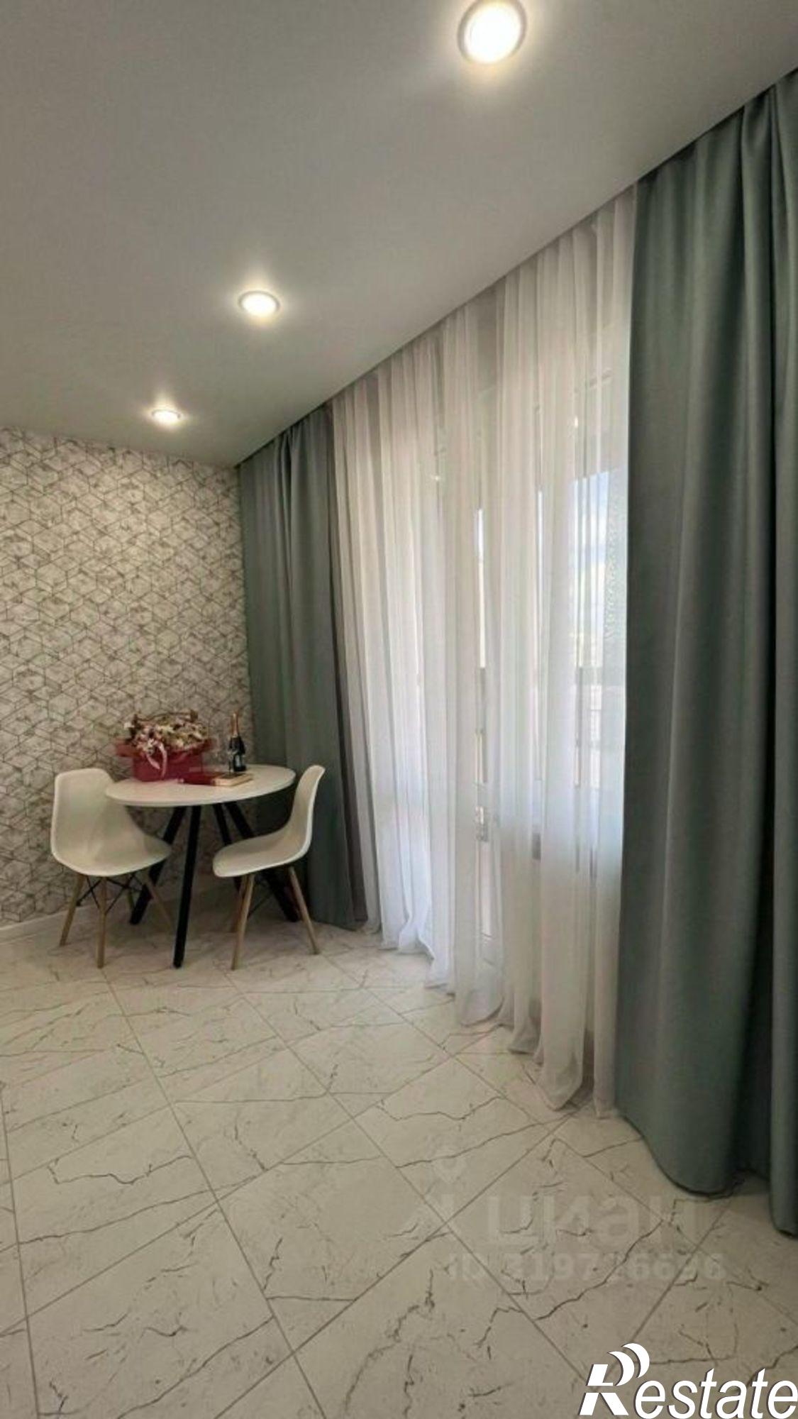 Сдать квартиру за 35 000 рублей на улица Александра Курынова, 4 к4