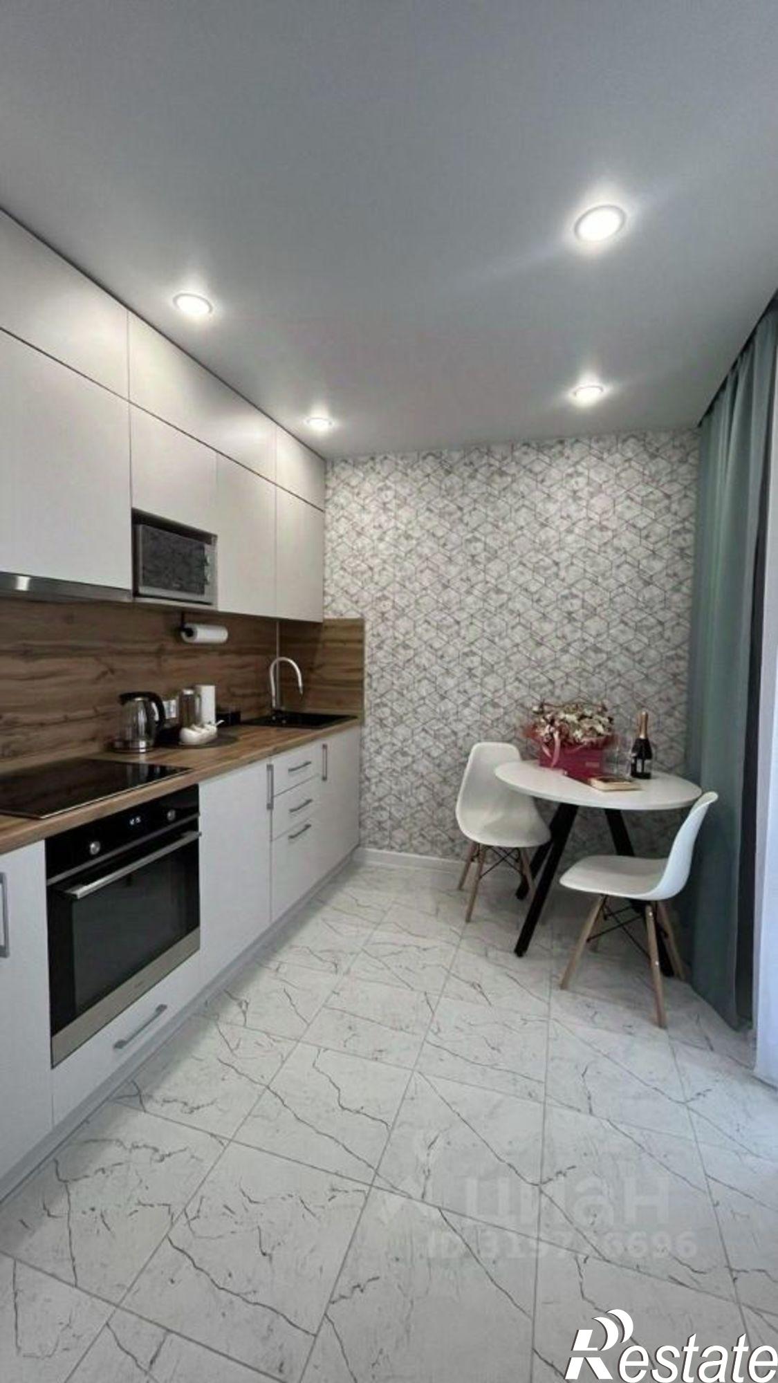 Сдать квартиру за 35 000 рублей на улица Александра Курынова, 4 к4