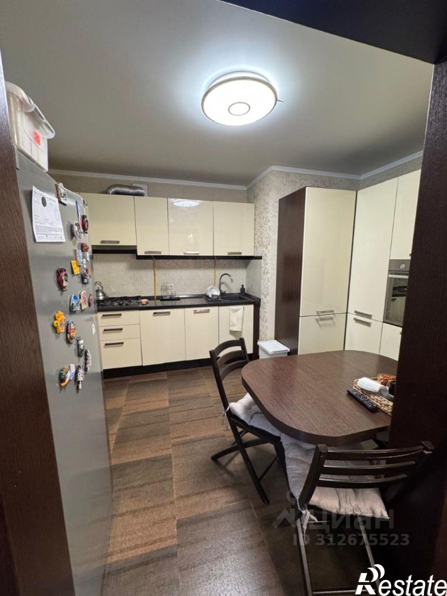 Сдать квартиру за 50 000 рублей на улица Толбухина, 13