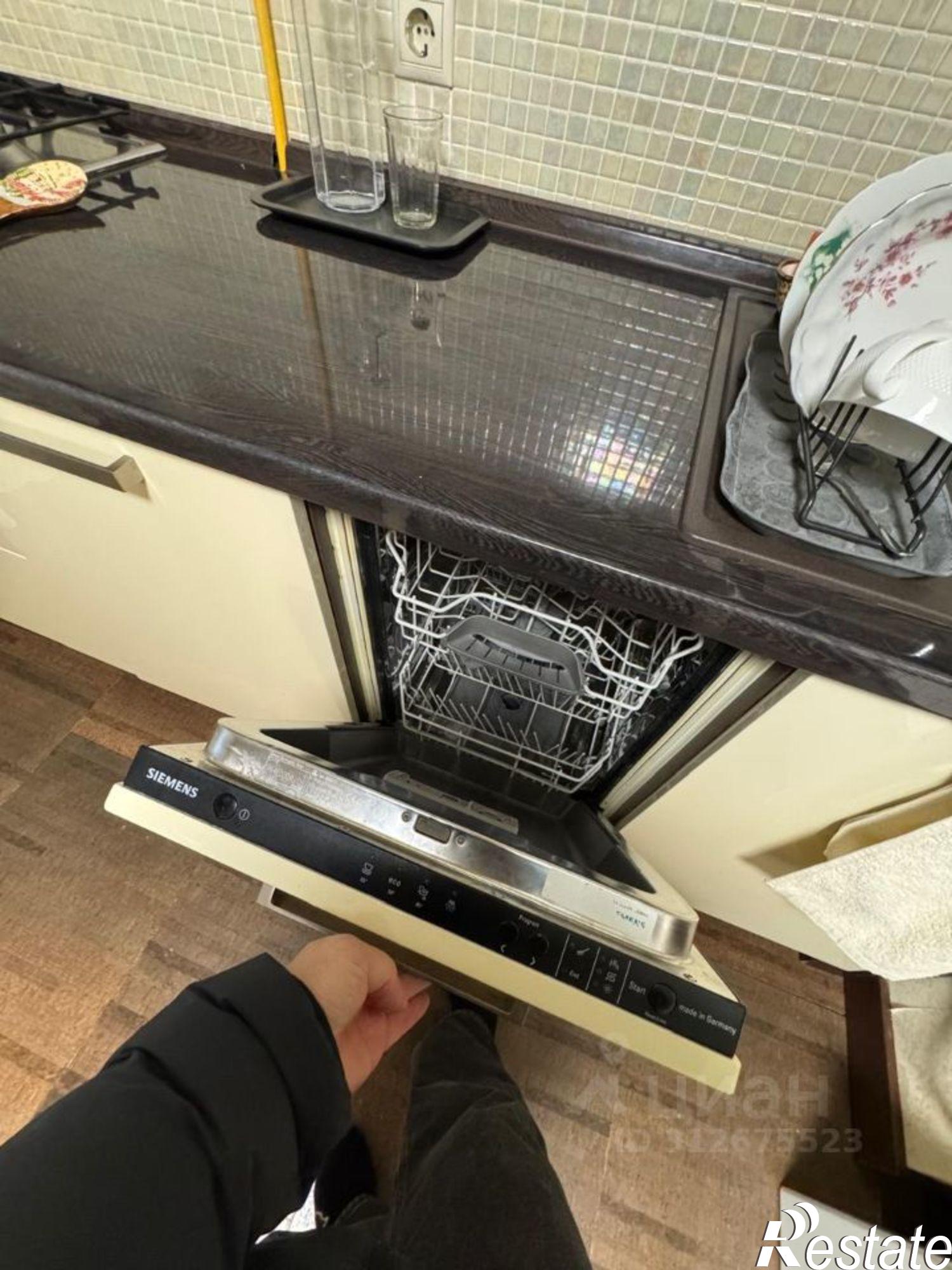 Сдать квартиру за 50 000 рублей на улица Толбухина, 13