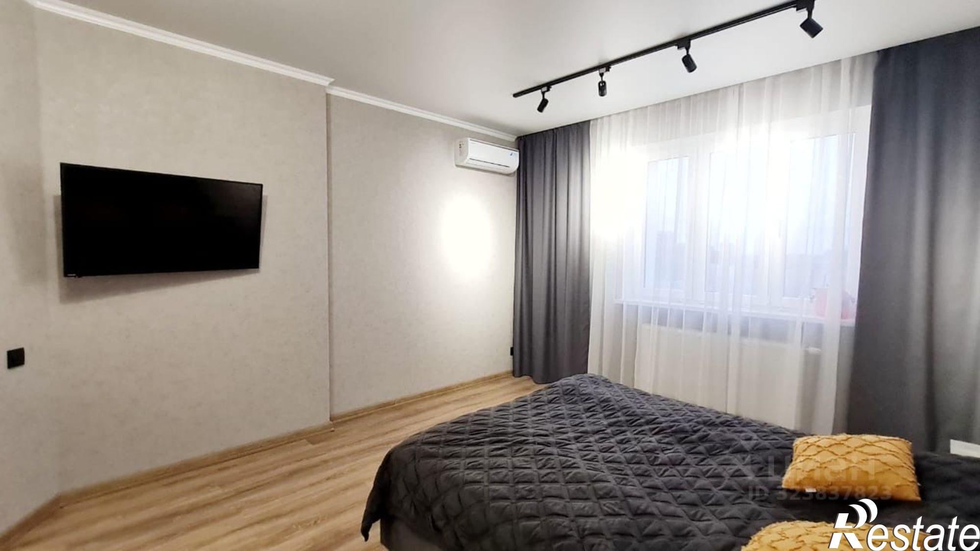 Сдать квартиру за 40 000 рублей на ул Четаева, 14А 2