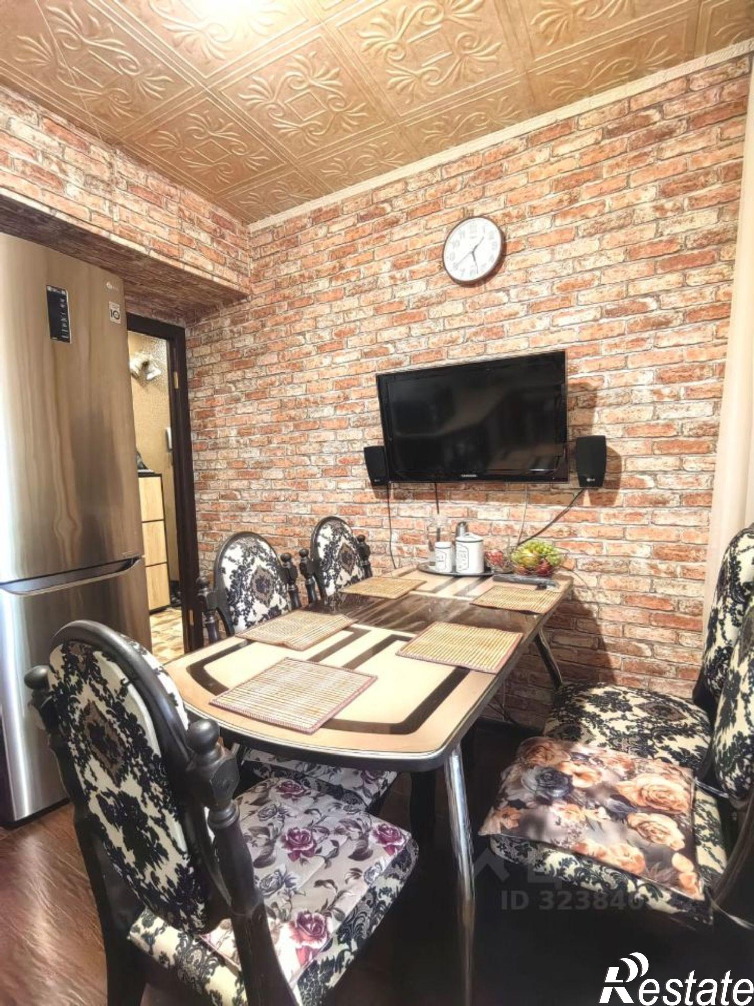 Купить квартиру за 7 600 000 рублей на Окольная улица, 1