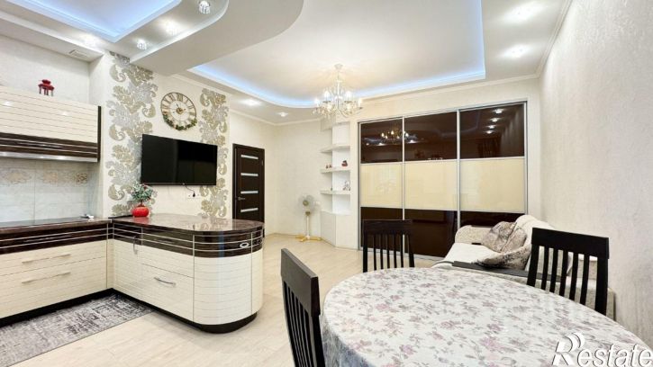 2-комн квартира Чистопольская улица, 36,  д. 36