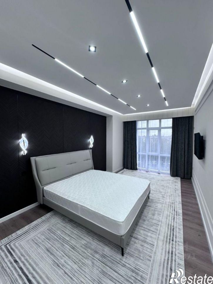 3-комн квартира ул Меридианная, 4,  д. 4