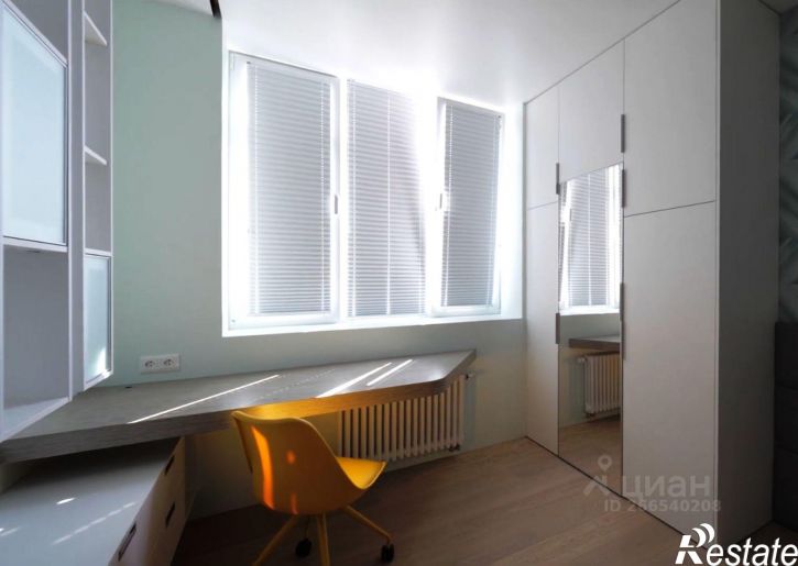 3-комн квартира улица Алексея Козина, 2,  д. 2