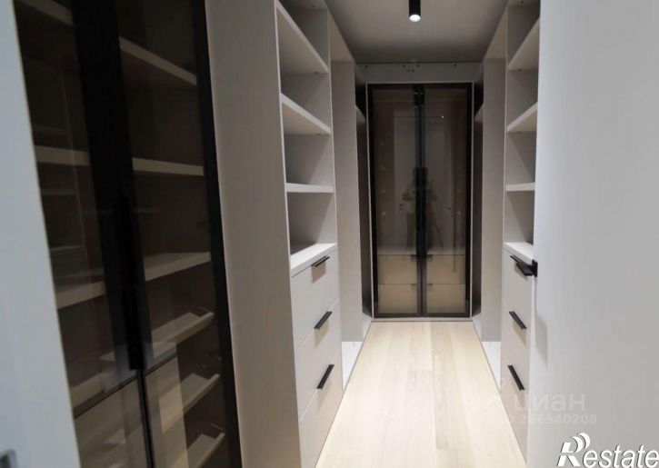 3-комн квартира улица Алексея Козина, 2,  д. 2