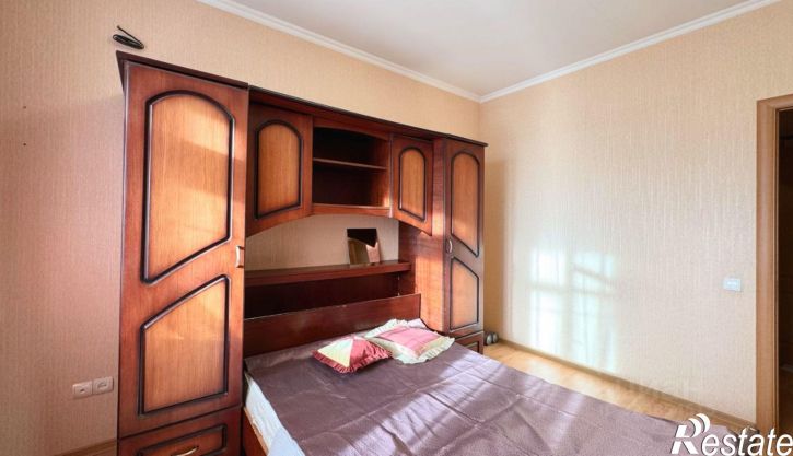 2-комн квартира улица Габдуллы Кариева, 5,  д. 5