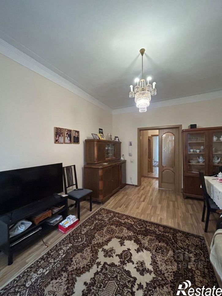 2-комн квартира улица Абжалилова, 21,  д. 21