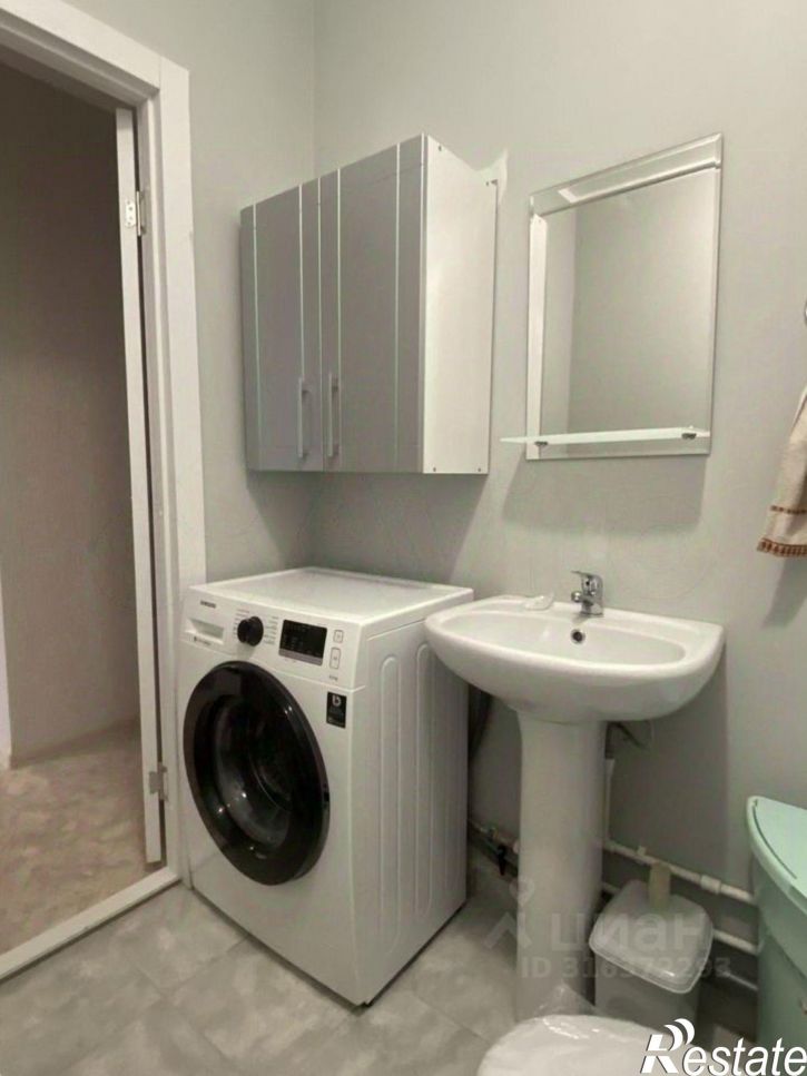 2-комн квартира ул Генерала Махмута Гареева, 3,  д. 3