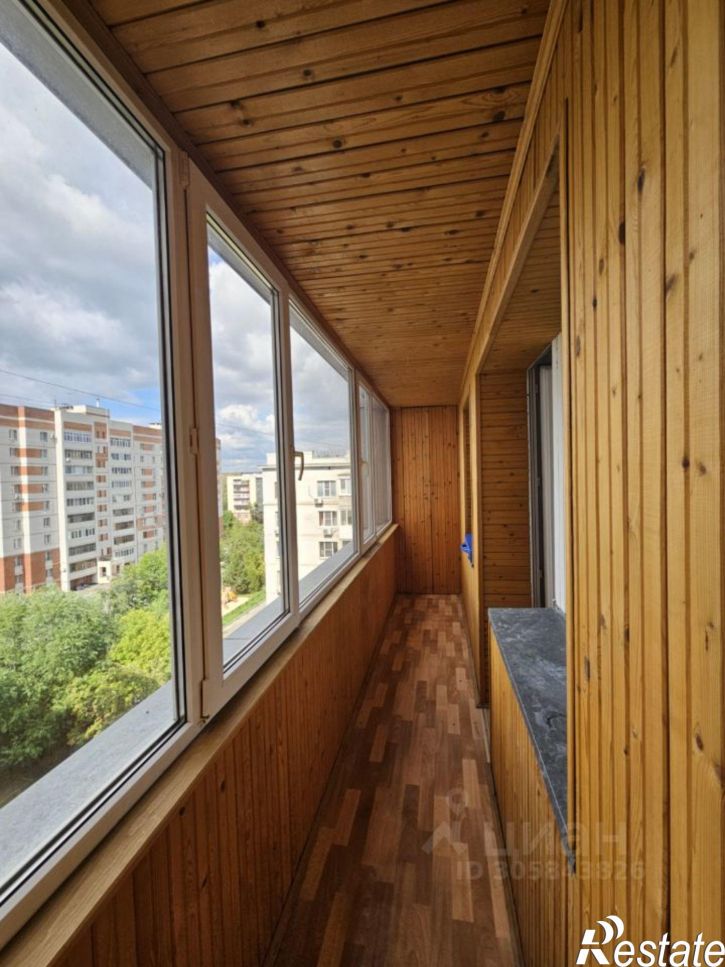 4-комн квартира улица Серова, 41,  д. 41