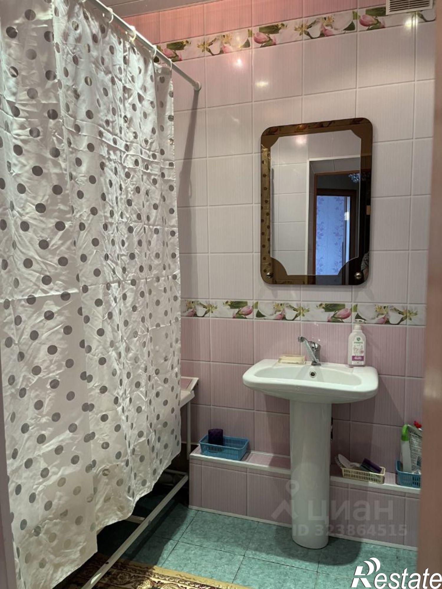 Сдать квартиру за 30 000 рублей на улица Чингиза Айтматова, 11