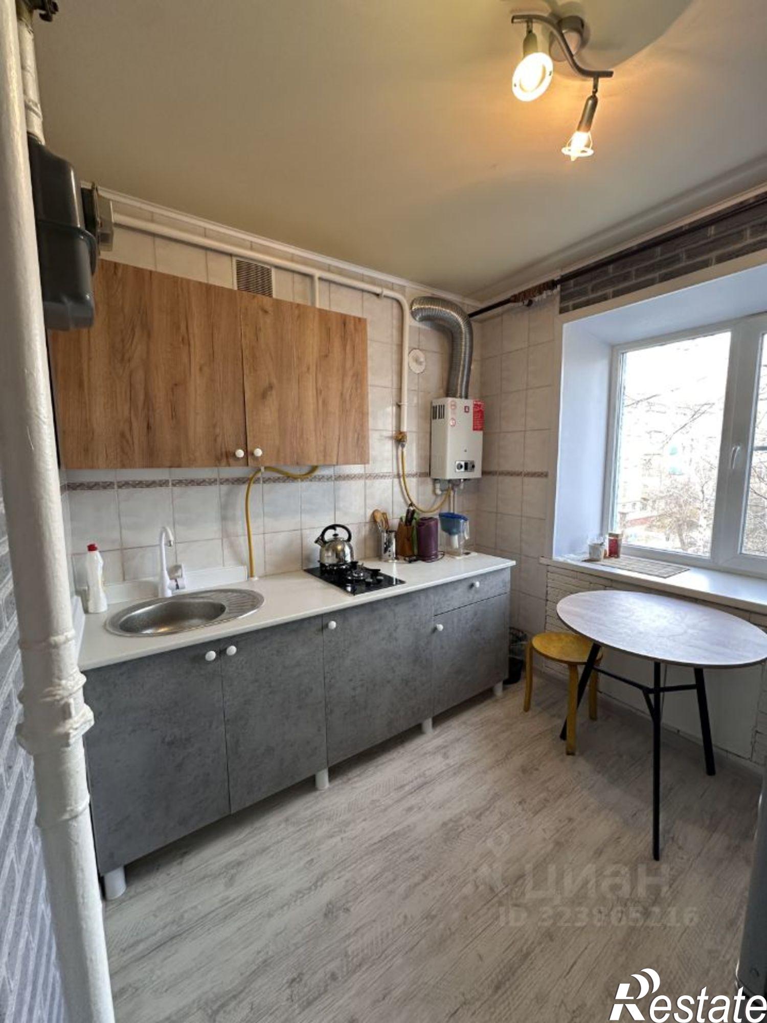 Сдать квартиру за 27 000 рублей на улица 25-го Октября, 4