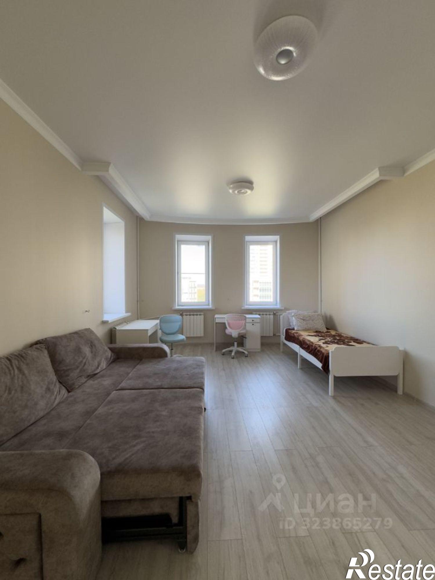 Сдать квартиру за 35 000 рублей на улица Юлиуса Фучика, 115