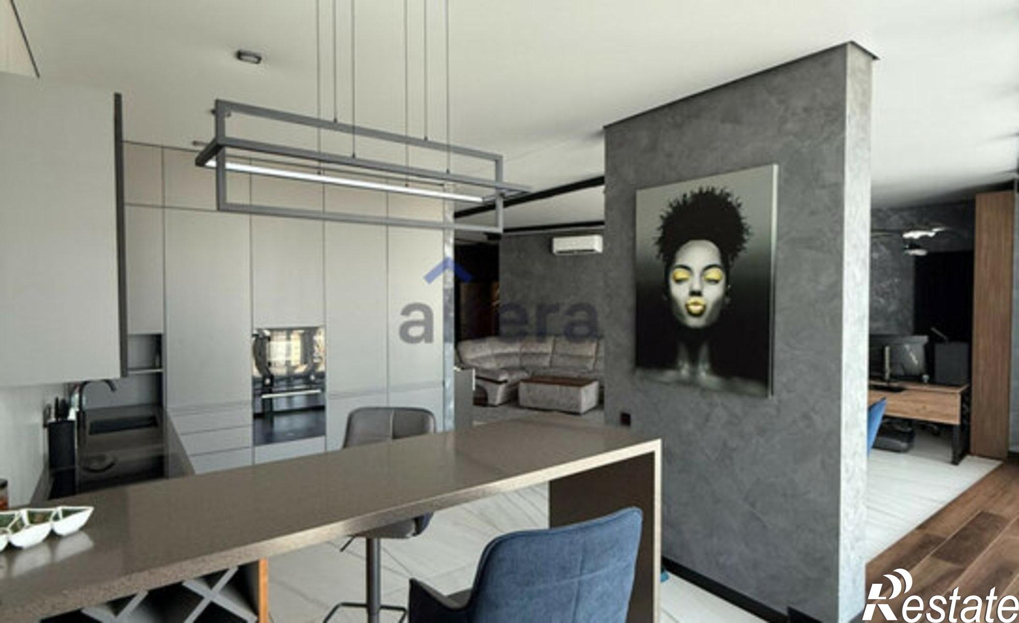 Купить квартиру за 32 500 000 рублей на ул Чистопольская, 86/10