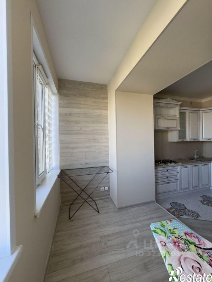 2-комн квартира улица Юлиуса Фучика, 115,  д. 115