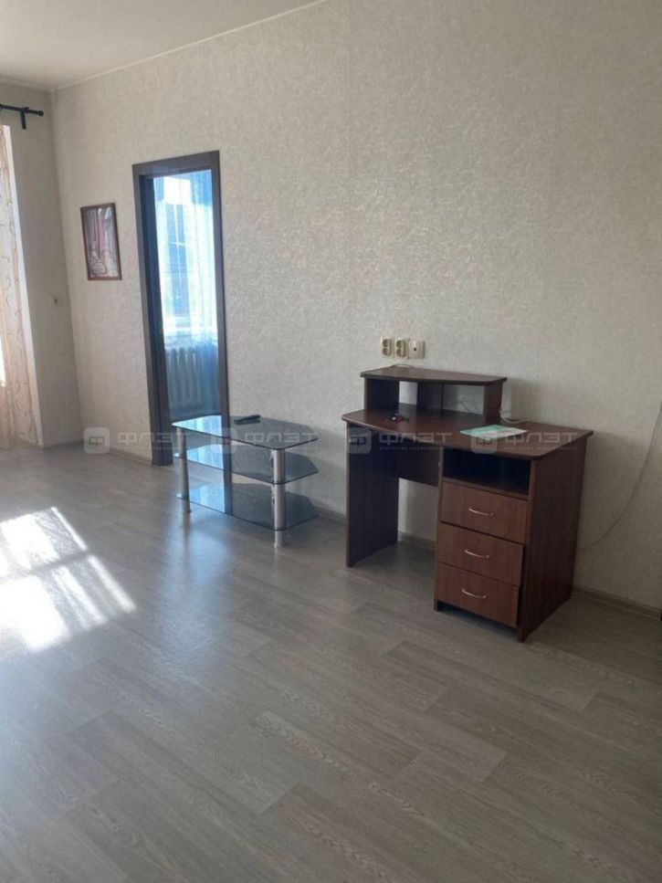 2-комн квартира ул. Короленко д.93