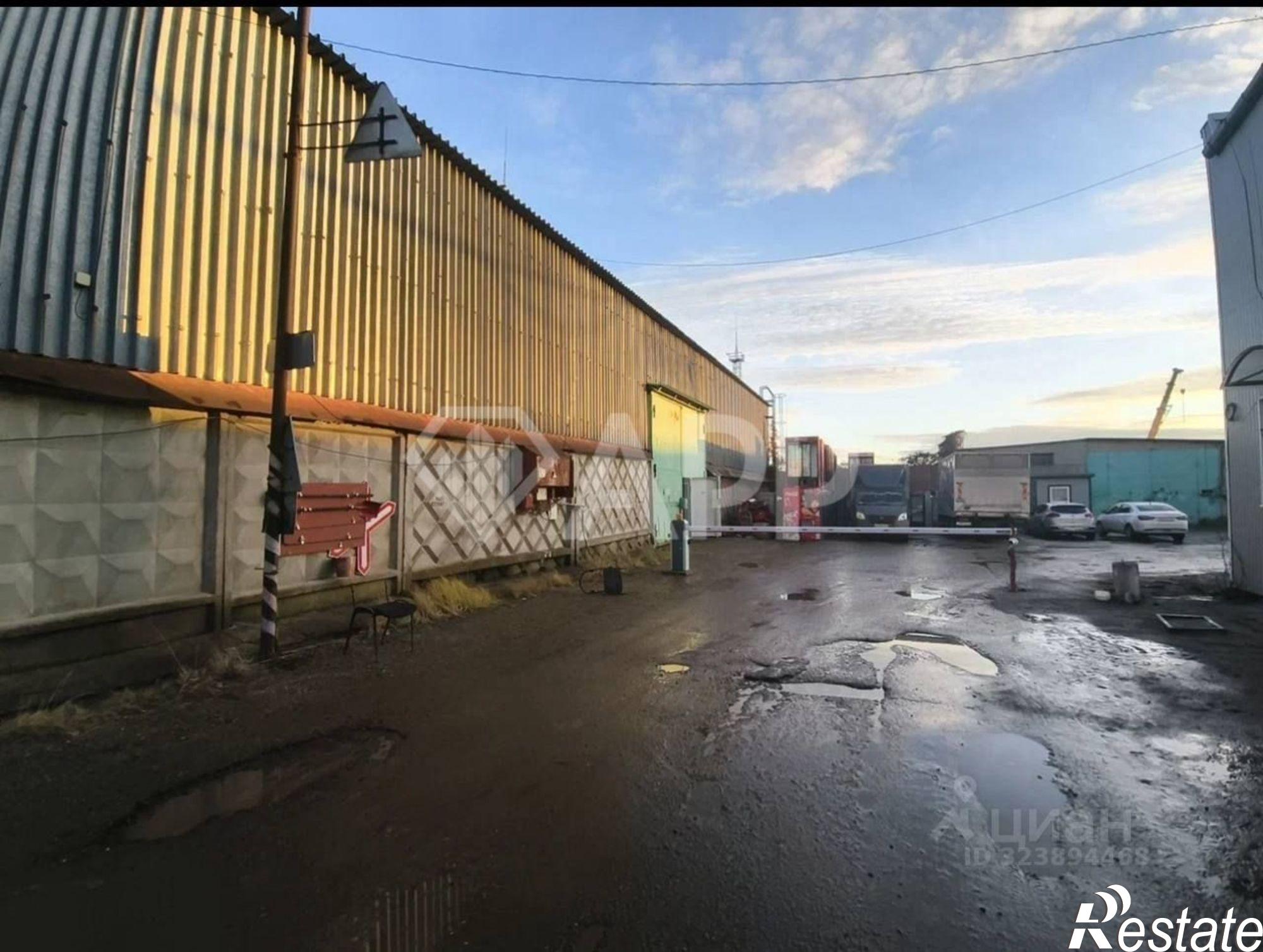 Купить помещение свободного назначения за 16 000 000 рублей на Южно-Промышленная улица, 20